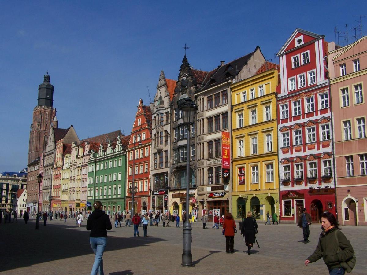 Right In The Heart Of Wroclaw Appartement Buitenkant foto
